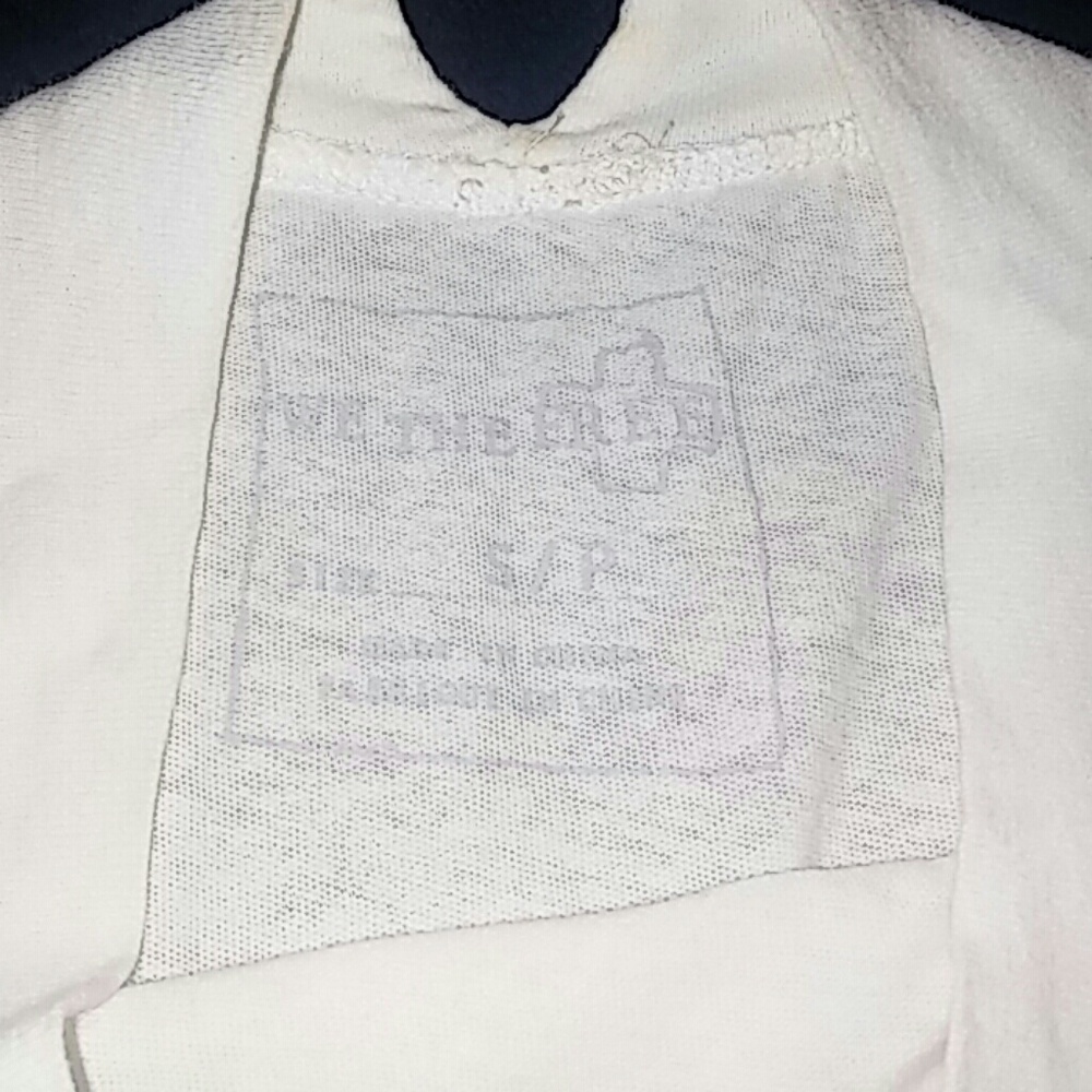 Trendy Top - Picture 3 of 4